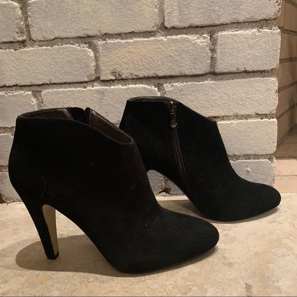 Adrienne Vittadini Shoes - NWOT Adrienne Vittadini Boots